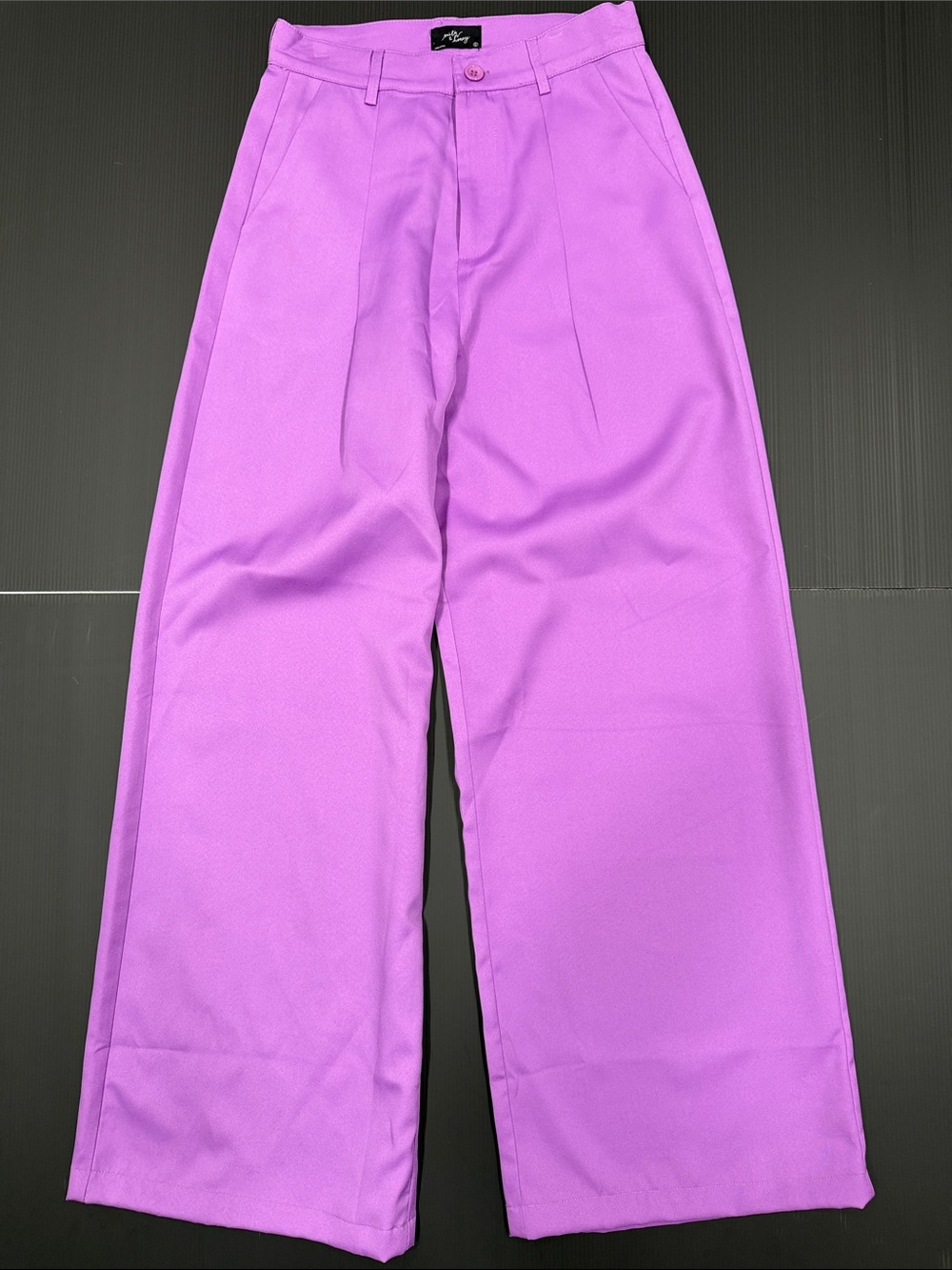 Wide-Leg High-Waist Pants in Lilac